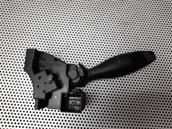 Conjunto / manetes de luzes e limpa vidros FORD Focus I Carrinha Van (DNW) Imagem-3