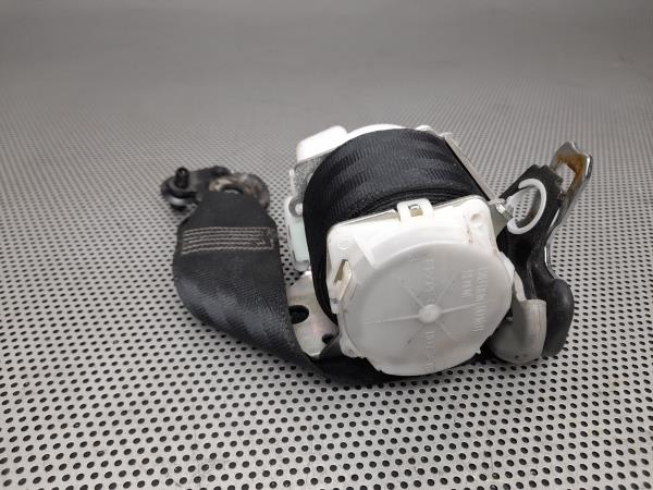 Left rear seatbelt TOYOTA Yaris (_P9_) Imagem-1