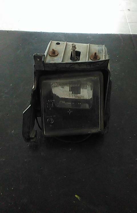 Farol nevoeiro frente direito FIAT Uno (146_)