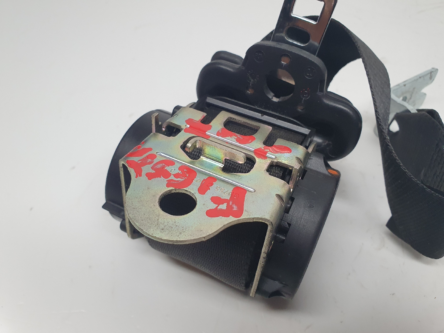 Right rear seatbelt FORD Fiesta V (JH_, JD_) Imagem-5