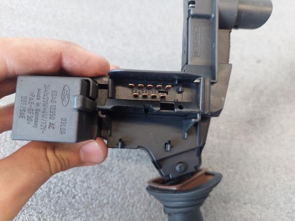 Conjunto / manetes de luzes e limpa vidros FORD Mondeo II (BAP) Imagem-3