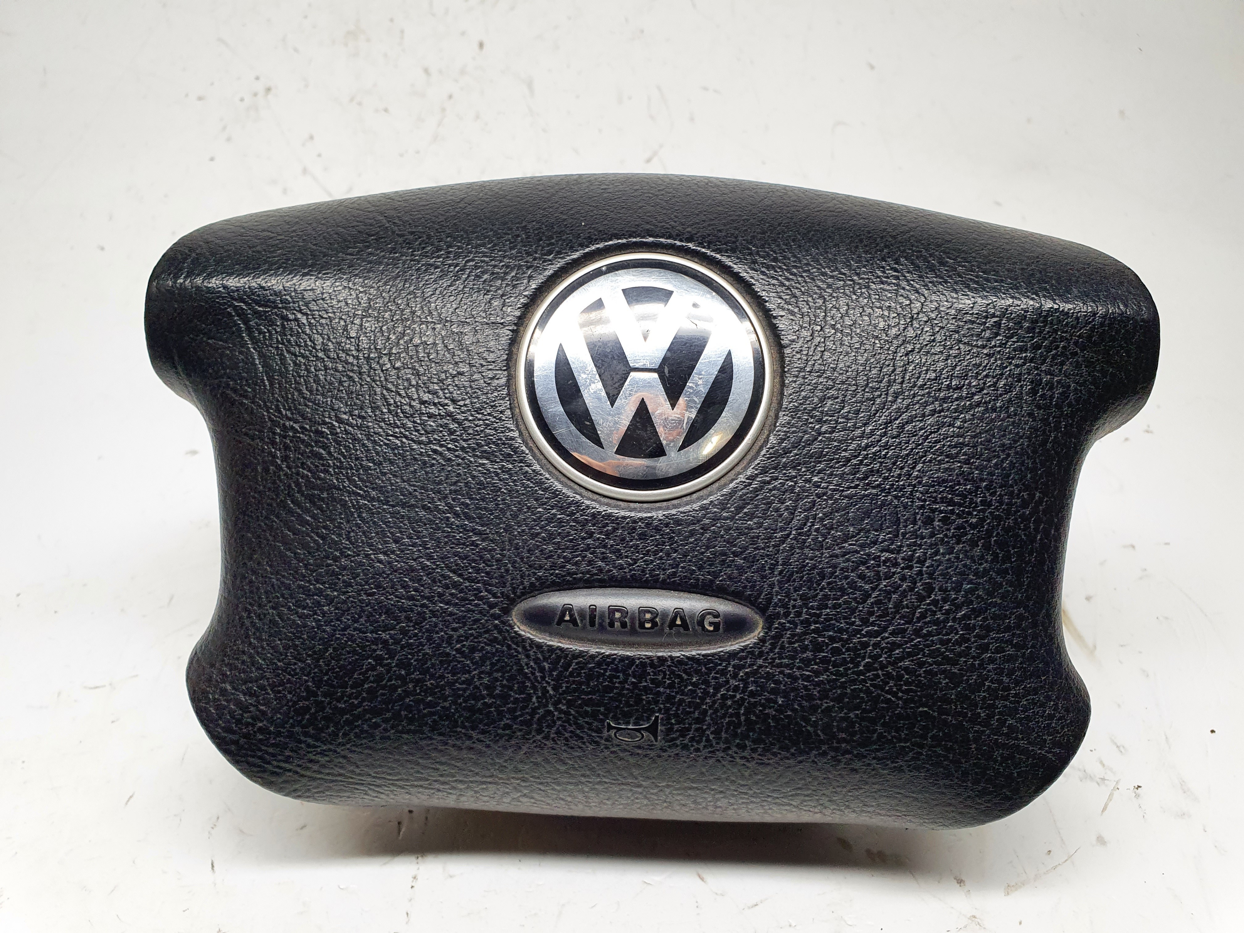 Airbag do volante VOLKSWAGEN Golf IV (1J1) Imagem-1 Airbag do volante VOLKSWAGEN Golf IV (1J1) Imagem-1