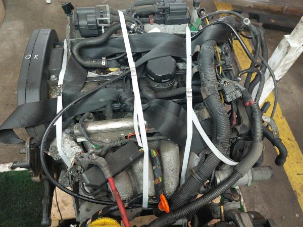 Motor completo VOLVO V40 Combi (VW) Imagem-2