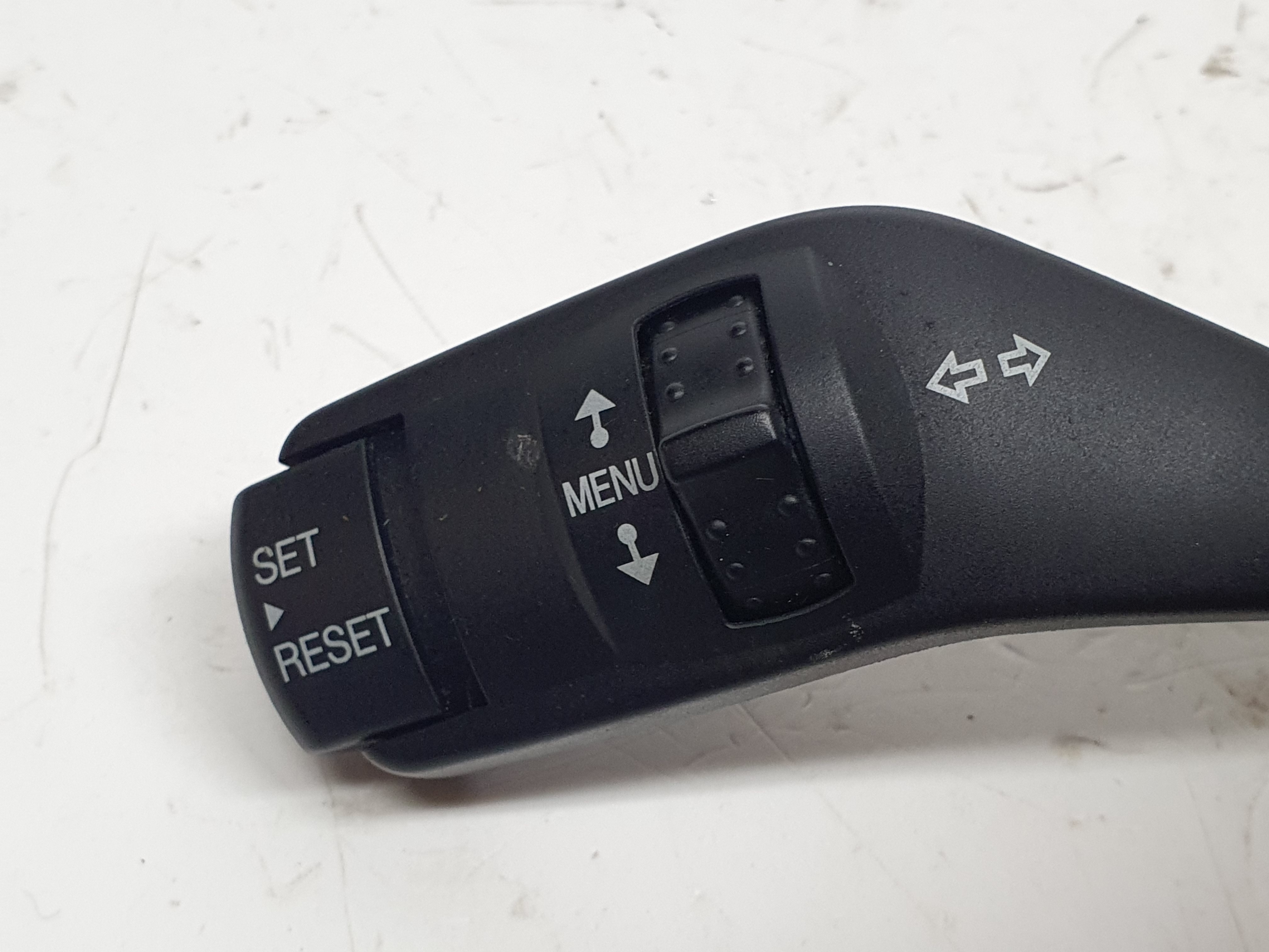 Conjunto / manetes de luzes e limpa vidros FORD Focus II (DA_) Imagem-1