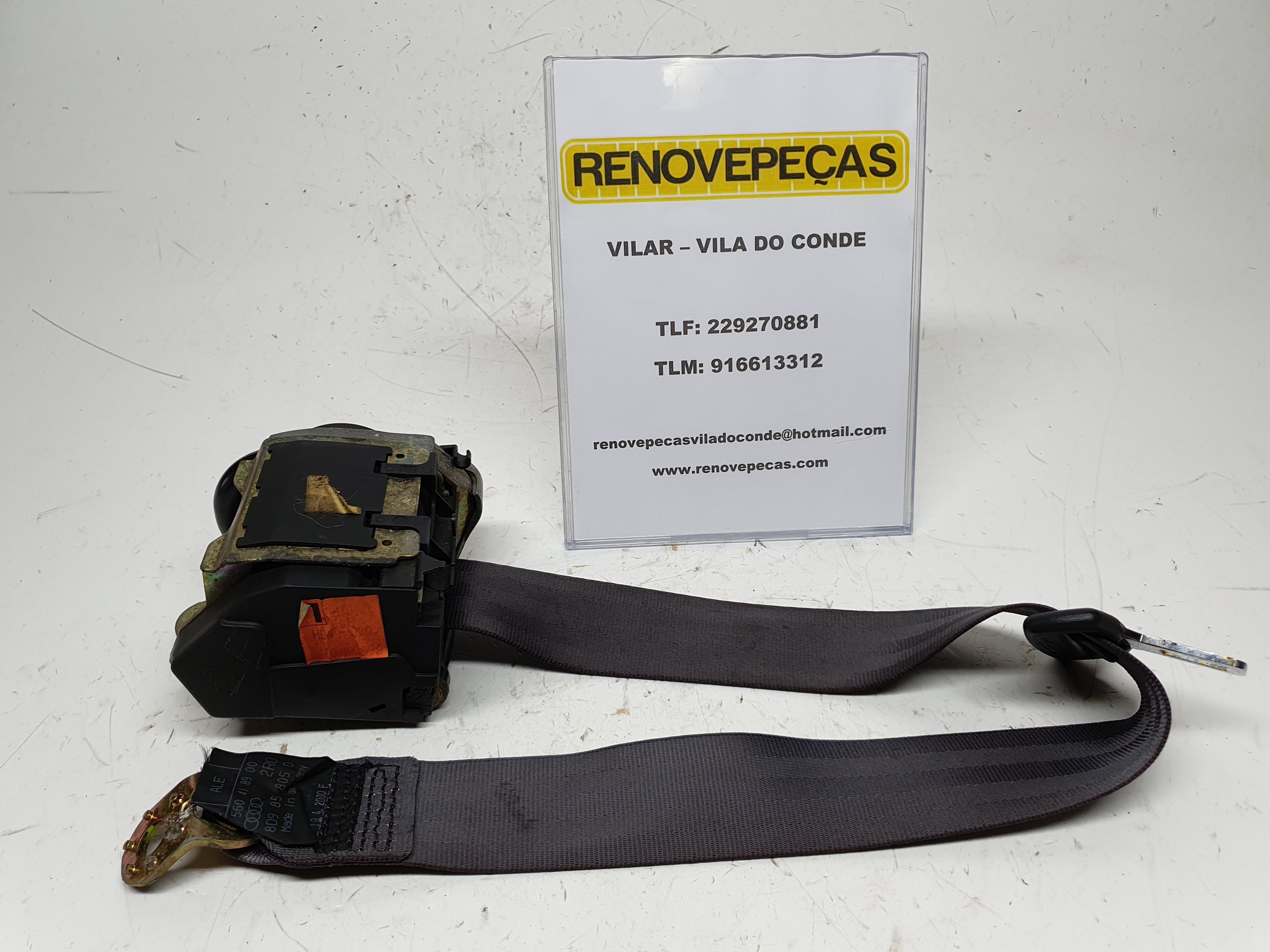 Left rear seatbelt AUDI A4 (8D2, B5)