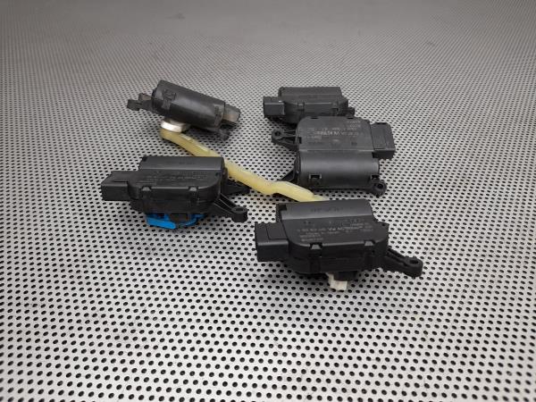 Motor del compuerta de la calefacción SEAT Leon (1P1) Imagem-1