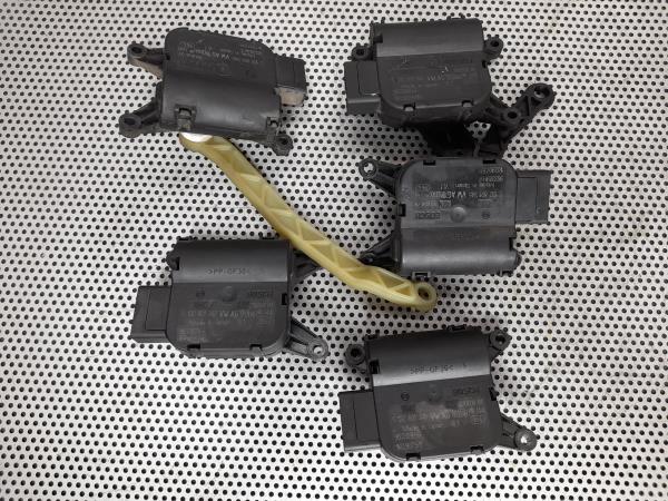 Motor del compuerta de la calefacción SEAT Leon (1P1) Imagem-2