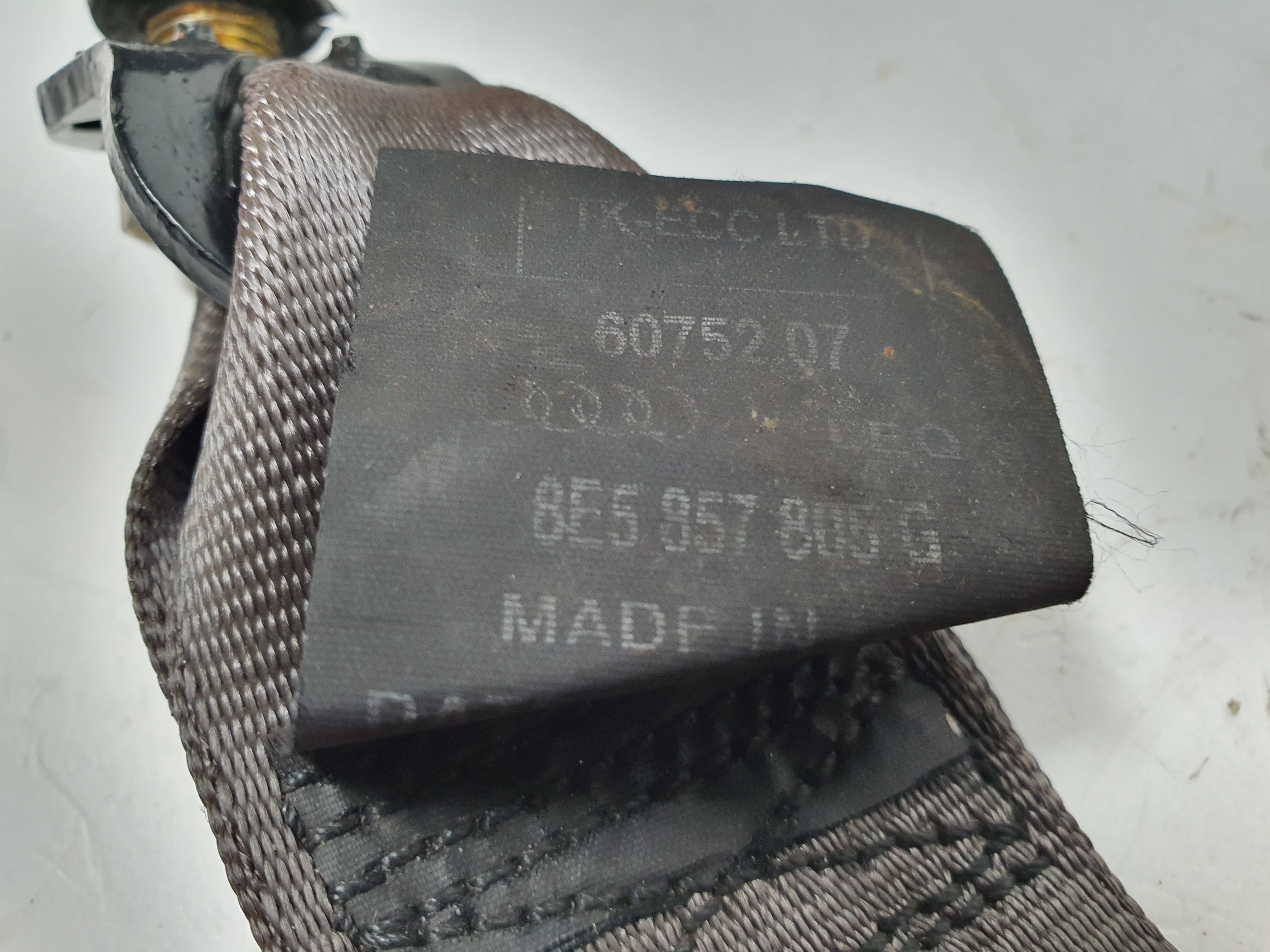 Right rear seatbelt AUDI A4 (8E2, B6) Imagem-5