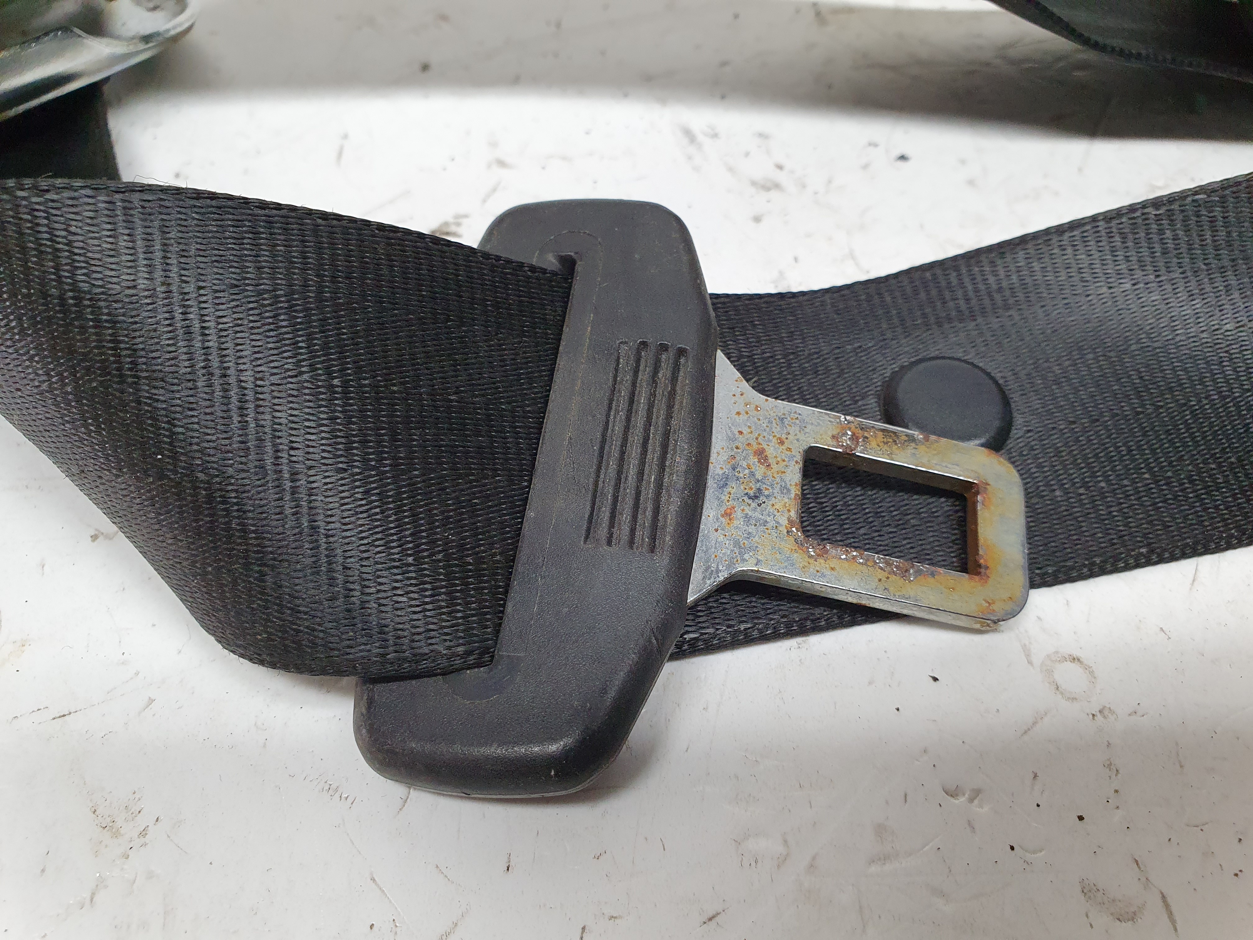 Cinturón delantero izquierdo VOLKSWAGEN Fox (5Z1, 5Z3, 5Z4) Imagem-2