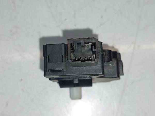 Motor del compuerta de la calefacción MERCEDES-BENZ Classe C (W204) Imagem-2