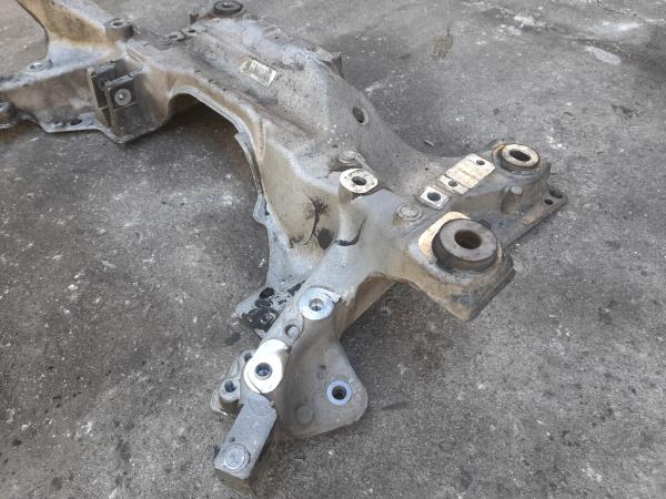 Subchasis delantero PEUGEOT 407 SW (6E_) Imagem-3