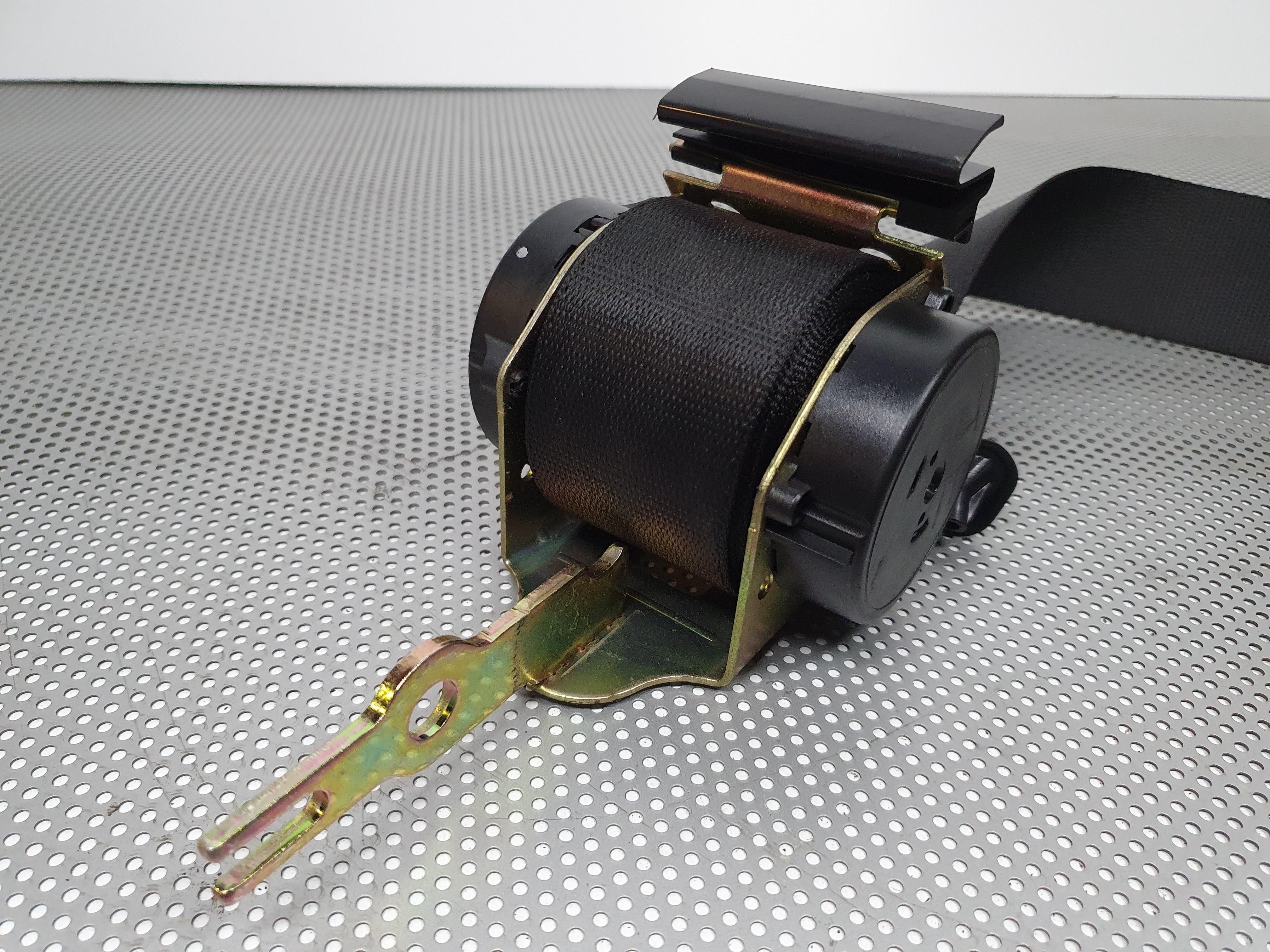 Left rear seatbelt BMW 3 (E46) Imagem-4