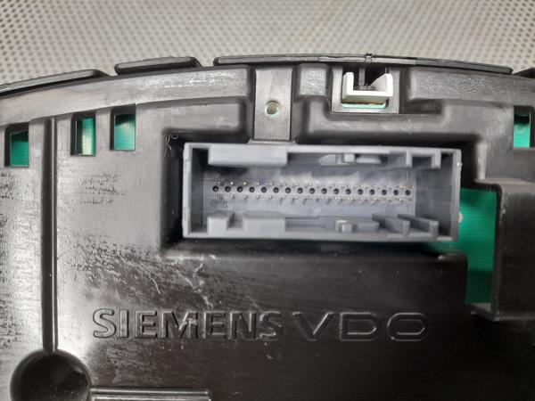 Quadrante / painel de instrumentos SUZUKI Swift III (MZ, EZ) Imagem-3 Quadrante / painel de instrumentos SUZUKI Swift III (MZ, EZ) Imagem-3