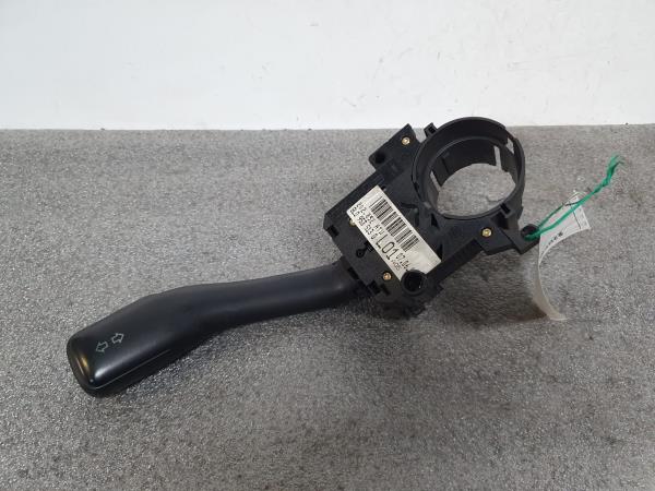 Conjunto / manetes de luzes e limpa vidros VOLKSWAGEN Passat Variant (3B6) Imagem-1