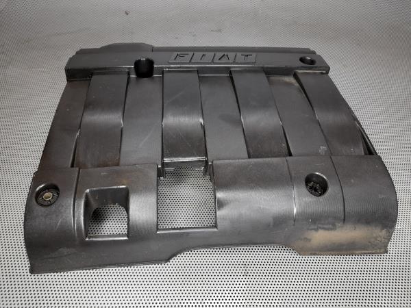 Cobertura del motor FIAT Stilo (192_) Imagem-1