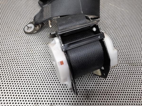 Right rear seatbelt TOYOTA Corolla Hatchback (_E12_) Imagem-3
