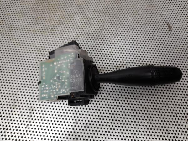 Conjunto / manetes de luzes e limpa vidros TOYOTA Corolla Hatchback (_E12_) Imagem-3