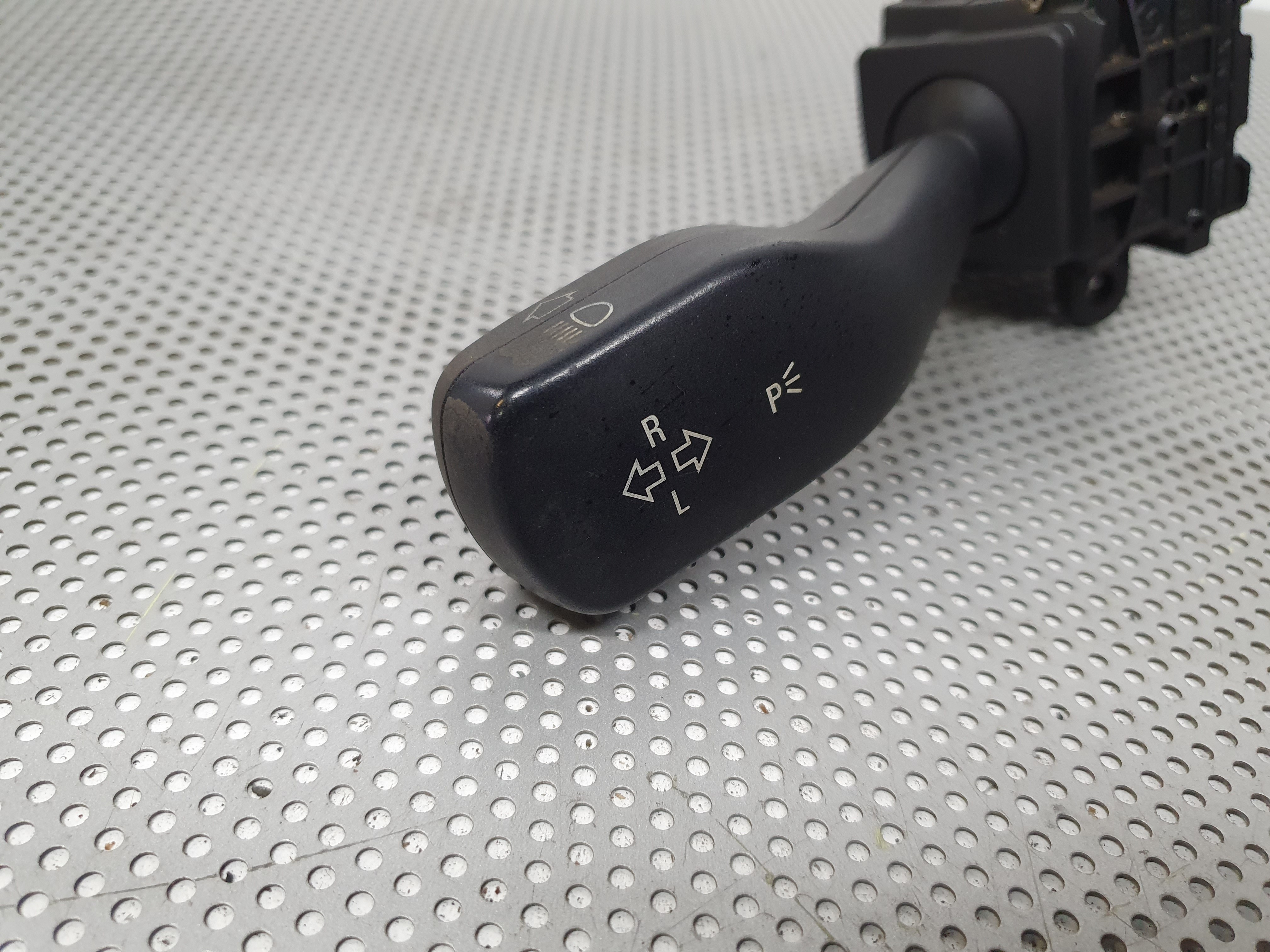 Conjunto / manetes de luzes e limpa vidros BMW 3 (E46) Imagem-1