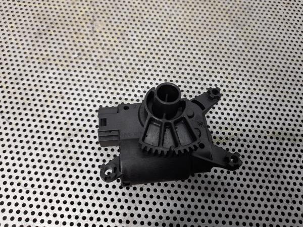 Motor del compuerta de la calefacción FIAT Grande Punto (199_) Imagem-2