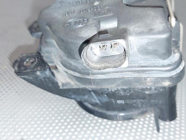 Farol nevoeiro frente esquerdo VOLKSWAGEN Polo (6N) Imagem-1