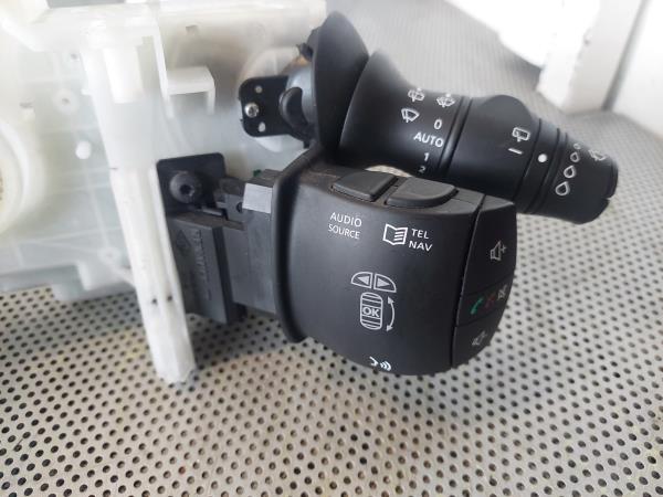 Conjunto / manetes de luzes e limpa vidros RENAULT Megane III (BZ0_) Imagem-1