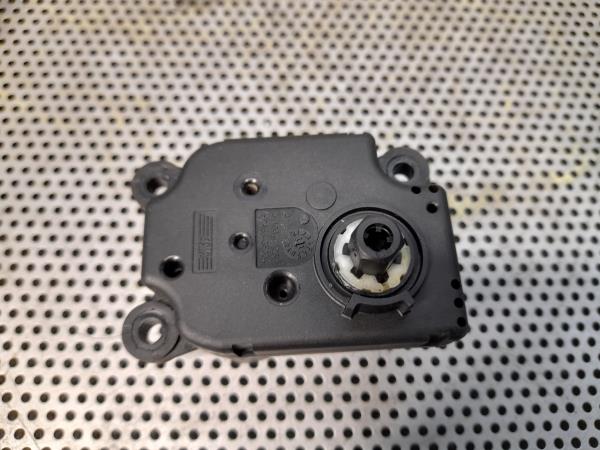 Motor del compuerta de la calefacción CITROËN DS3 Imagem-2