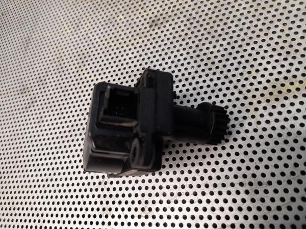 Motor del compuerta de la calefacción CITROËN DS3 Imagem-5