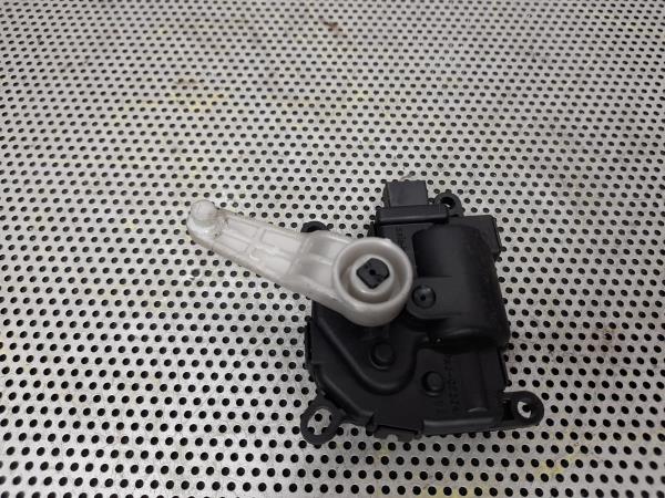 Motor del compuerta de la calefacción FORD Fiesta VI (CB1, CCN) Imagem-2