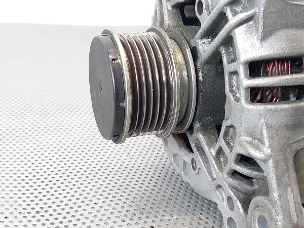 Alternador SEAT Ibiza IV (6J5, 6P1) Imagem-1
