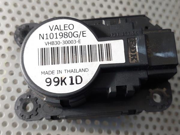 Motor del compuerta de la calefacción RENAULT Megane III (BZ0_) Imagem-3