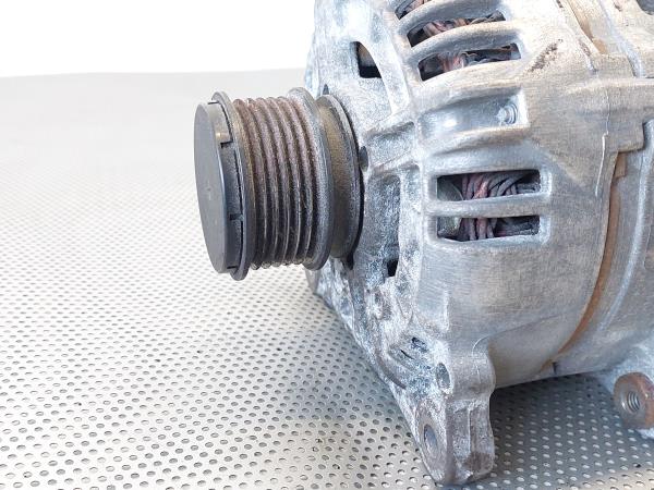Alternador VOLKSWAGEN Touran (1T) Imagem-1