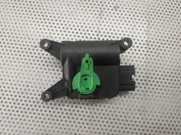 Motor del compuerta de la calefacción AUDI A4 Avant (8E5, B6) Imagem-2