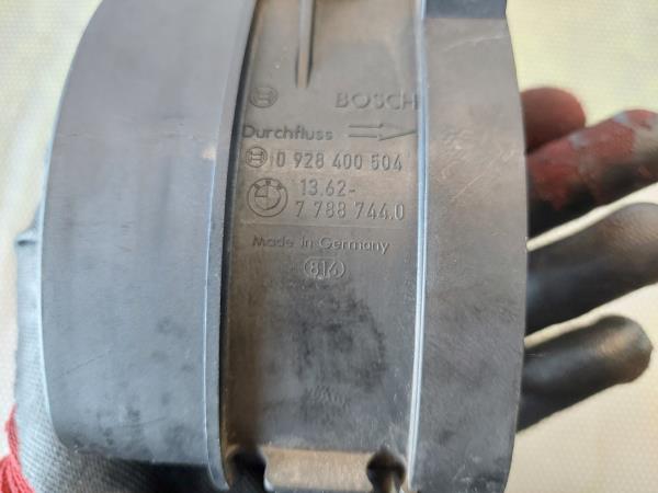 Medidor massa de ar / MAF BMW 5 Touring (E61) Imagem-3