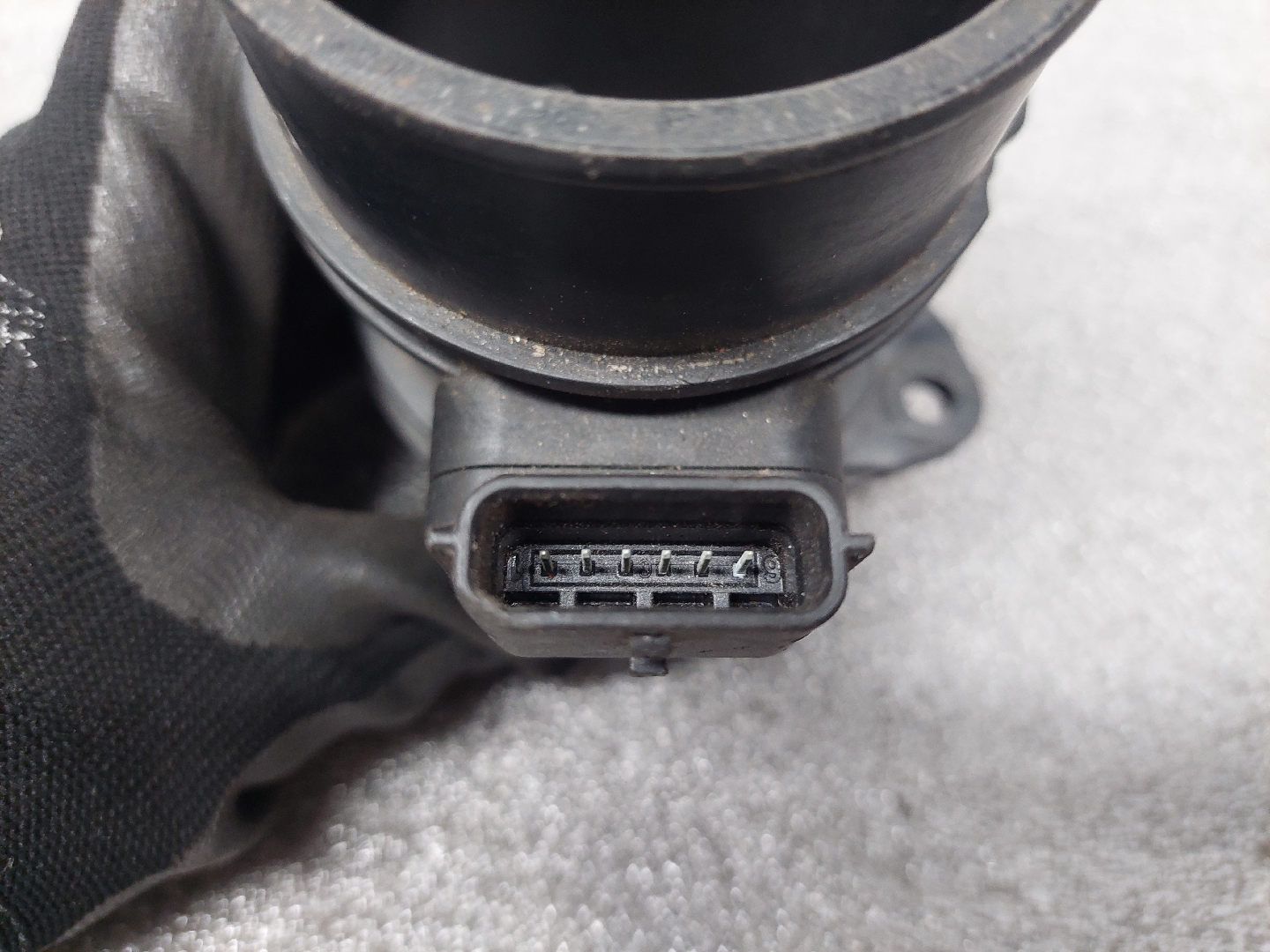 Medidor massa de ar / MAF RENAULT Clio III (BR0/1, CR0/1) Imagem-3