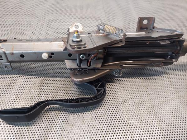 Columna de dirección VOLKSWAGEN Golf VI (5K1) Imagem-3