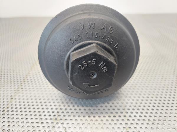 Cubierta / carcasa del filtro de aceite VOLKSWAGEN Golf V (1K1) Imagem-1
