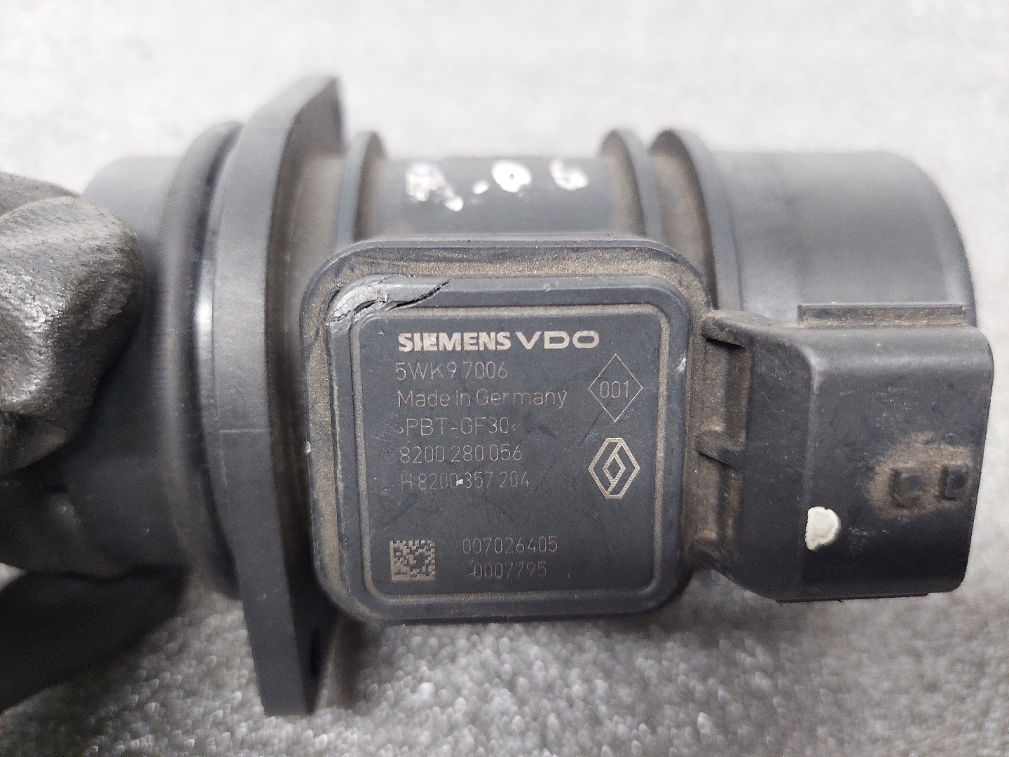 Medidor massa de ar / MAF RENAULT Clio III (BR0/1, CR0/1) Imagem-2