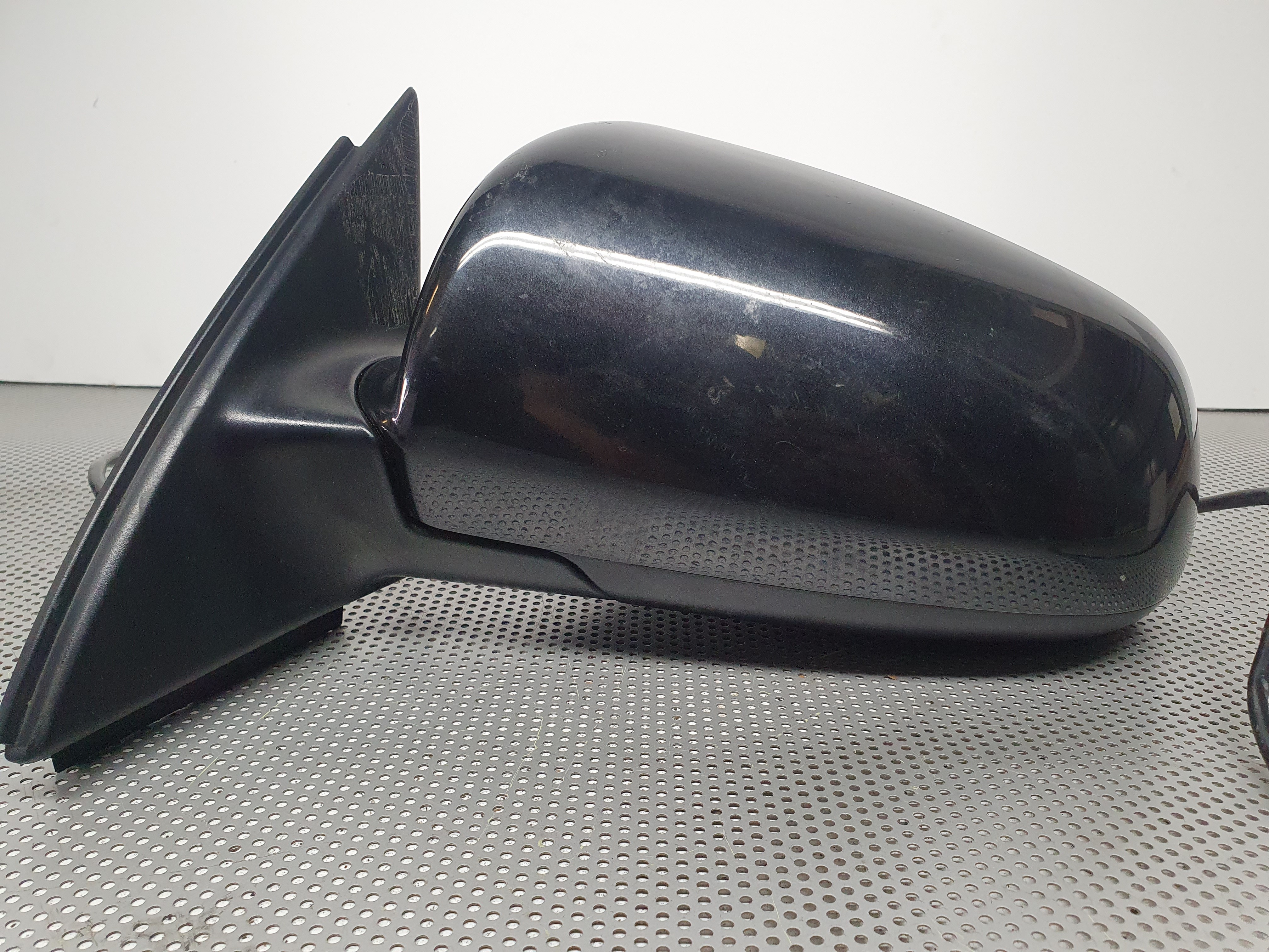 Retrovisor / espelho esquerdo AUDI A4 Avant (8E5, B6) Imagem-3 Retrovisor / espelho esquerdo AUDI A4 Avant (8E5, B6) Imagem-3