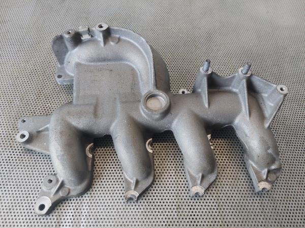 Coletor de admissão RENAULT Megane II Break (KM0/1_) Imagem-1