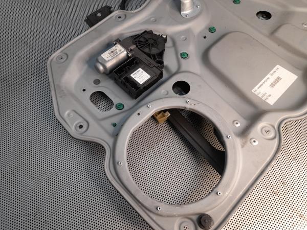 Elevador vidros frente direito VOLKSWAGEN Caddy III Kombi (2KB, 2KJ, 2CB, 2CJ) Imagem-2