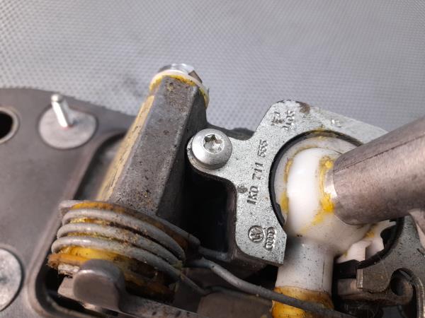 Seletor caixa velocidades VOLKSWAGEN Caddy III Kombi (2KB, 2KJ, 2CB, 2CJ) Imagem-5