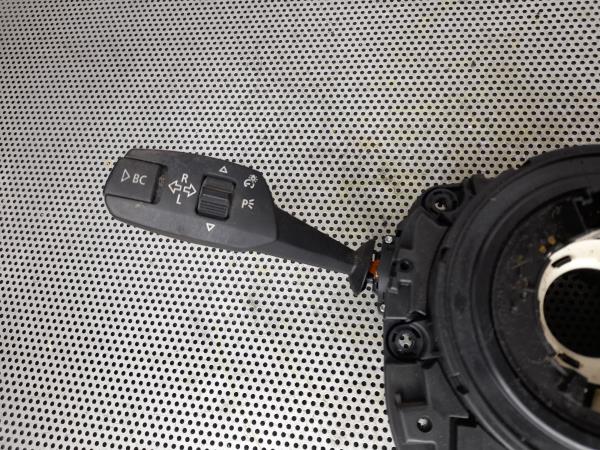 Conjunto / manetes de luzes e limpa vidros BMW 1 (E87) Imagem-2 Conjunto / manetes de luzes e limpa vidros BMW 1 (E87) Imagem-2