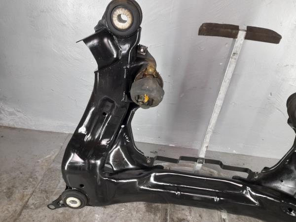 Subchasis delantero VOLKSWAGEN Passat Variant (3B5) Imagem-2