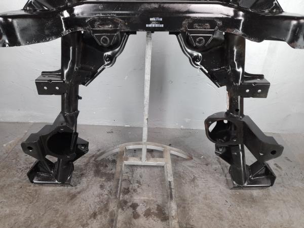 Subchasis delantero BMW X3 (E83) Imagem-2