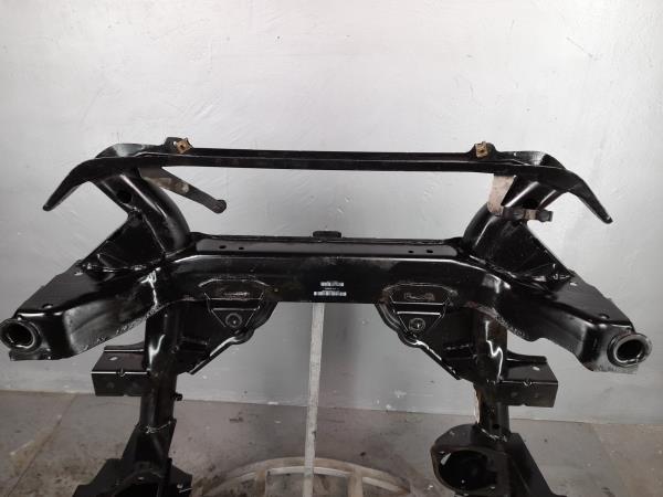 Subchasis delantero BMW X3 (E83) Imagem-1