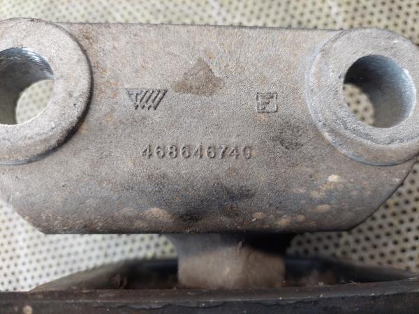 Apoio do motor OPEL Corsa D Imagem-2