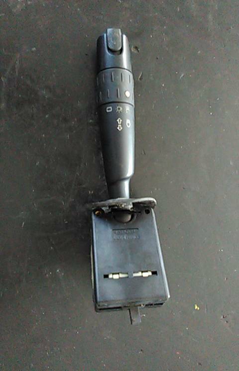 Conjunto / manetes de luzes e limpa vidros PEUGEOT 405 II (4B)