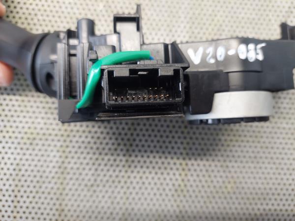 Conjunto / manetes de luzes e limpa vidros TOYOTA Yaris (_P15_) Imagem-4