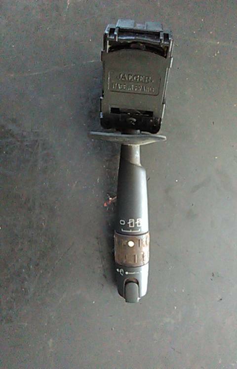 Conjunto / manetes de luzes e limpa vidros PEUGEOT 406 (8B)