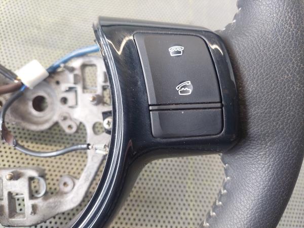 Volante de dirección TOYOTA Yaris (_P15_) Imagem-2